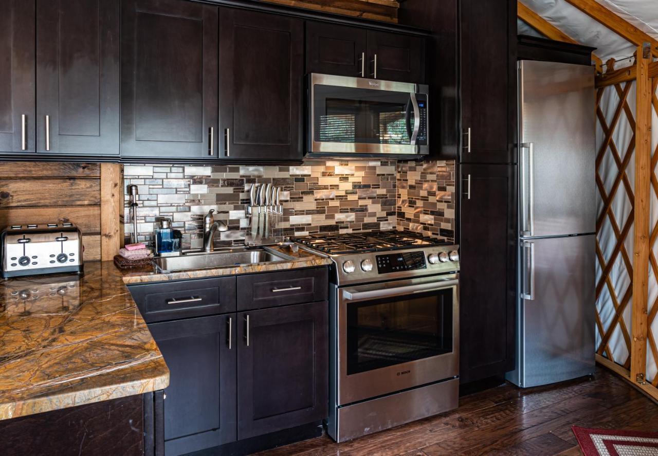 Lake Nantahala-Smoky Mountain Cabins Aquone Bagian luar foto