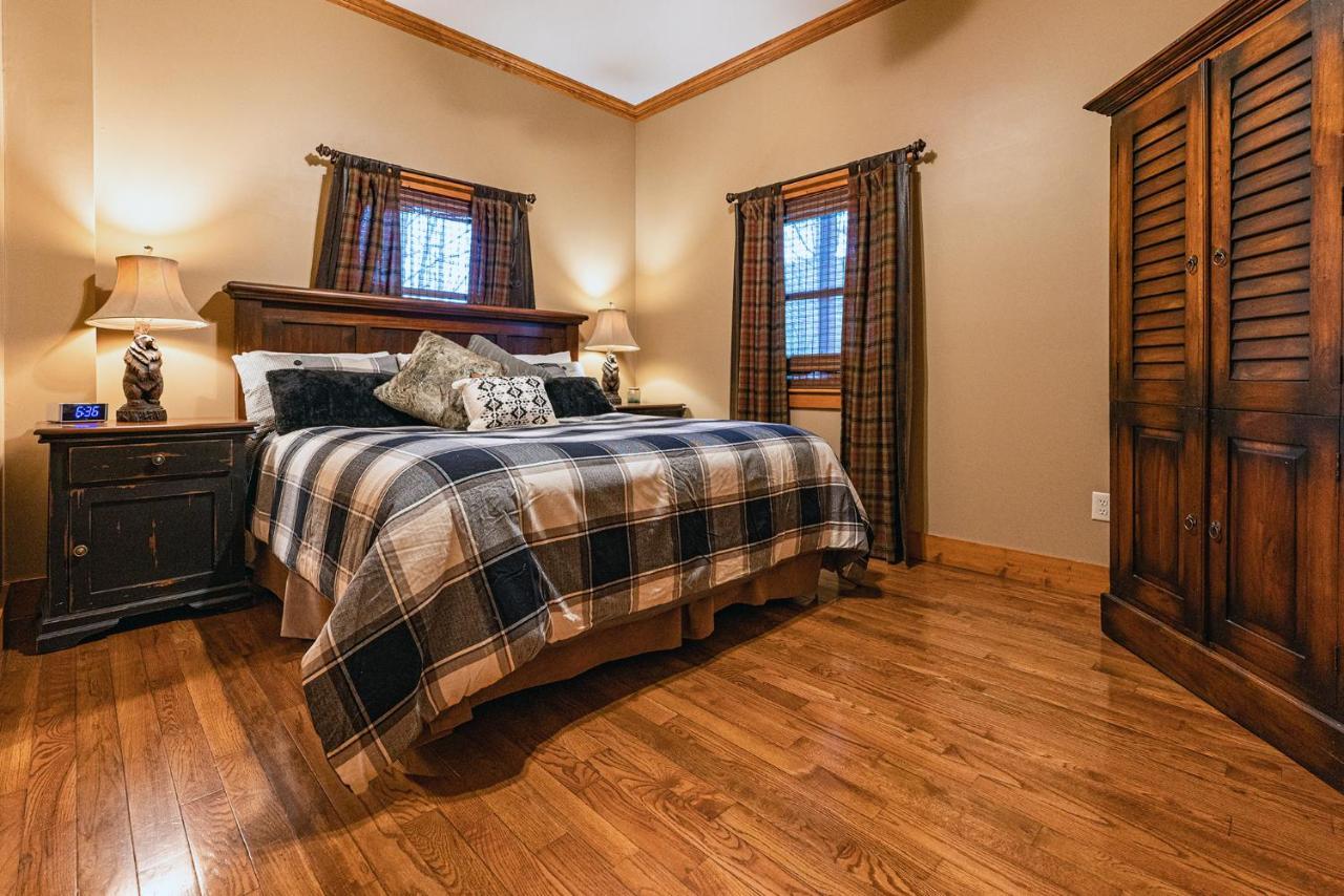 Lake Nantahala-Smoky Mountain Cabins Aquone Bagian luar foto